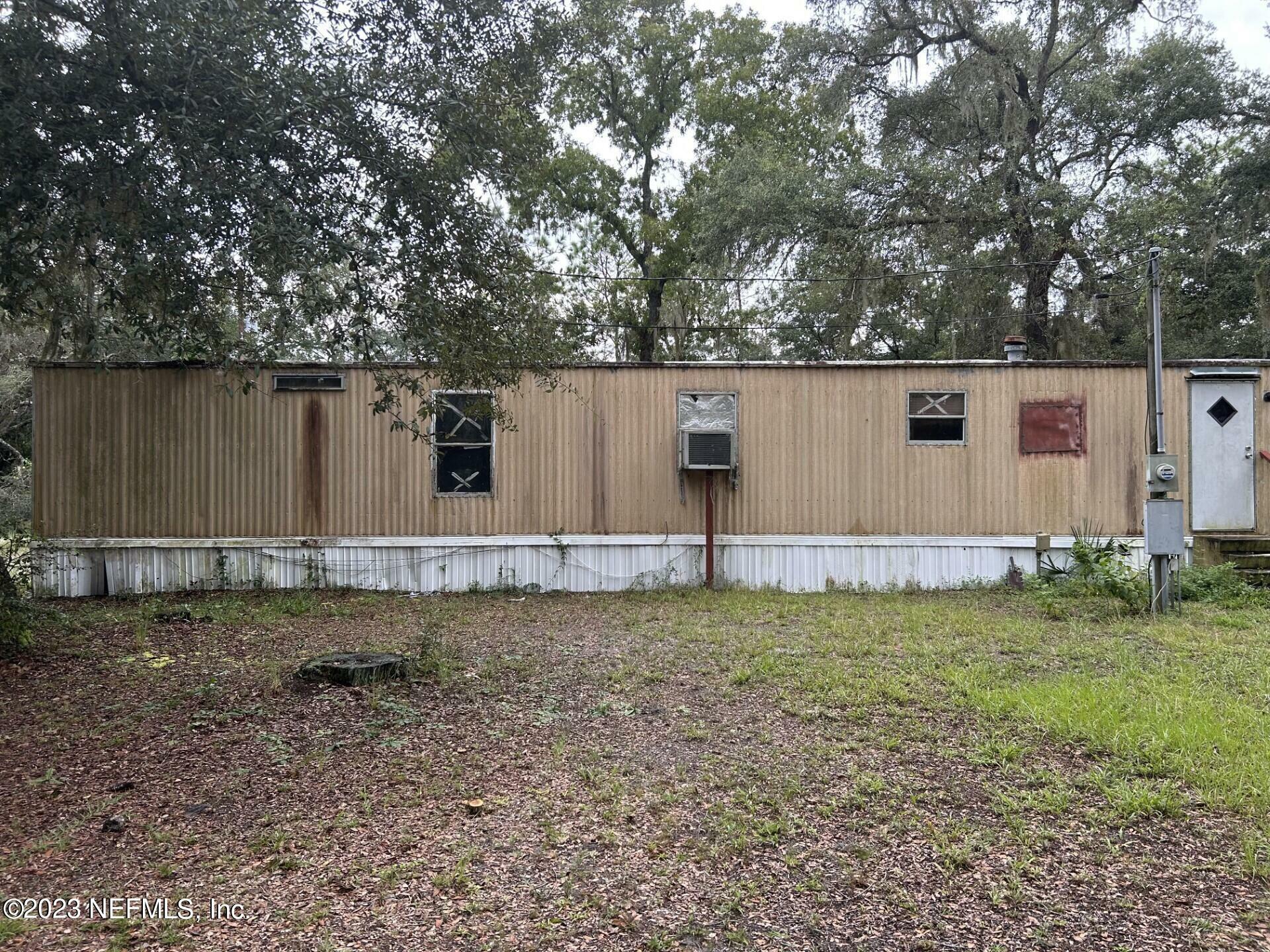 Property Photo:  104 Cable Ct  FL 32177 