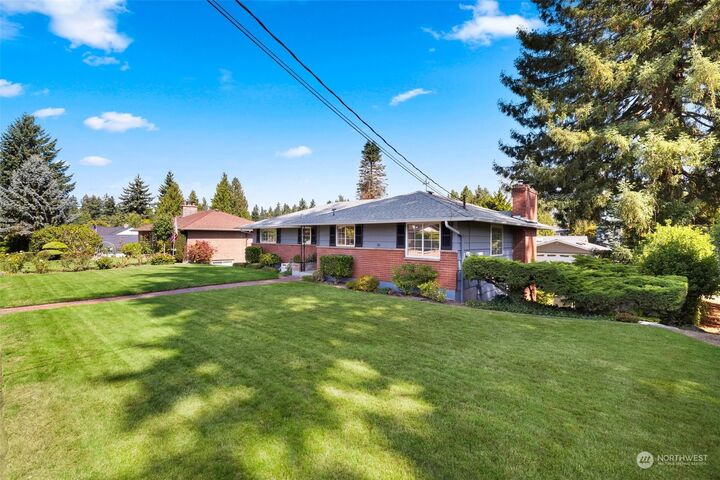 Property Photo:  20120 3rd Avenue S  WA 98198 