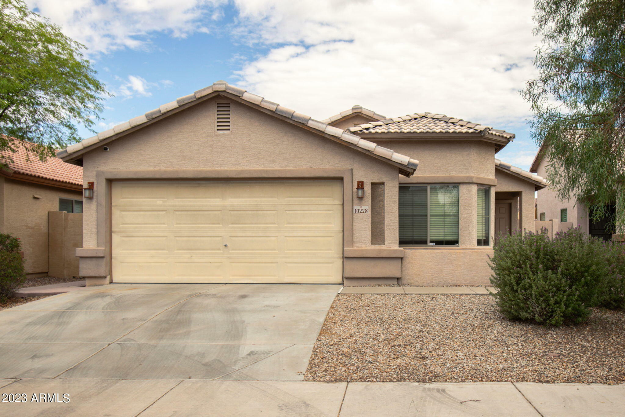 Property Photo:  10228 W Preston Lane  AZ 85353 