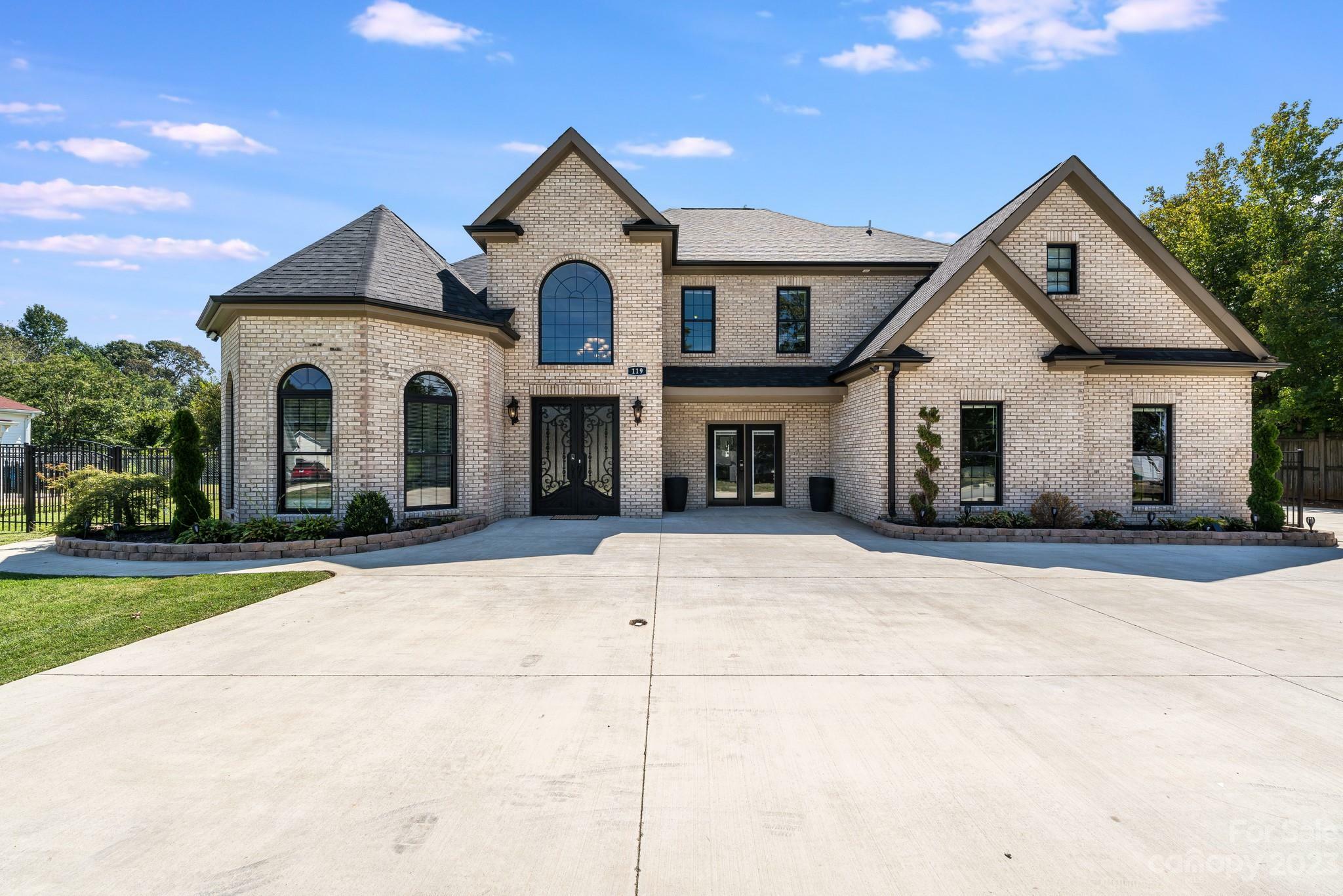 Property Photo: 119 Newsome Road NC 28146