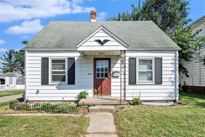 1614 Nash Street  South Bend IN 46613-1430 photo