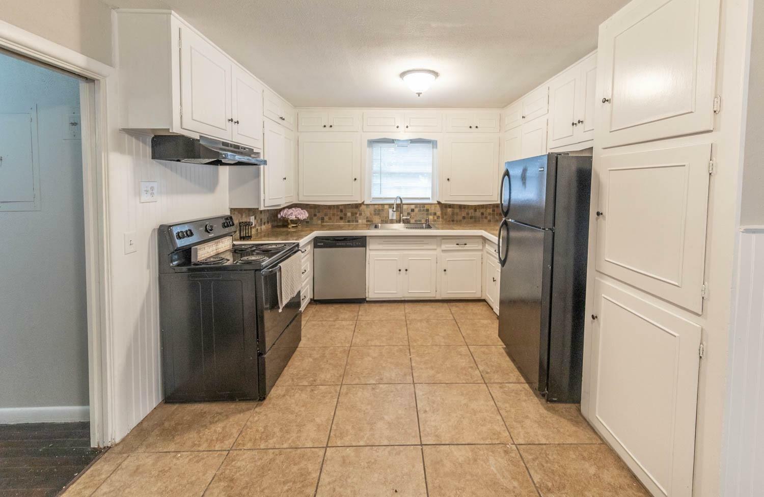 Property Photo: 3615 27th Street TX 79410