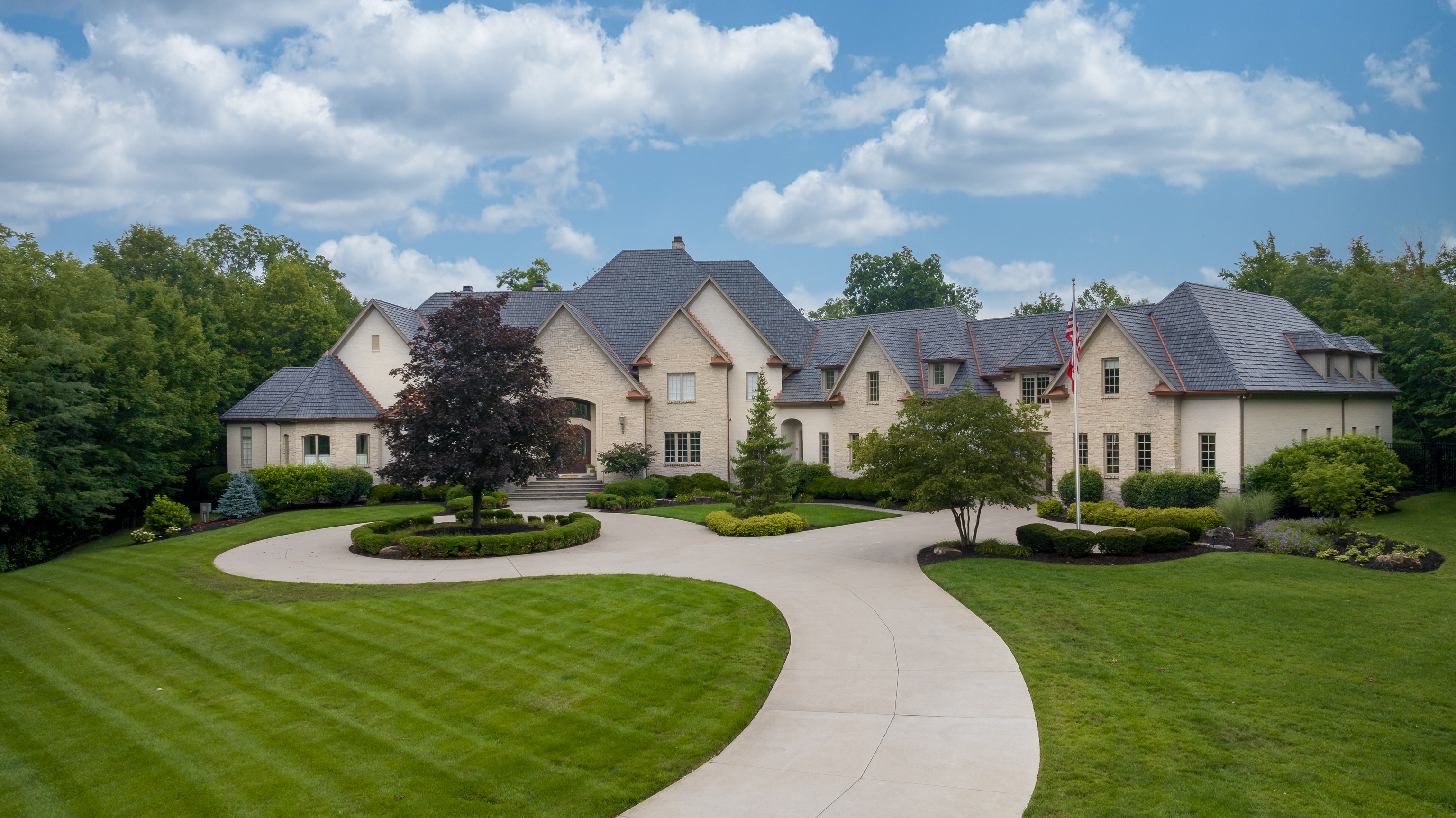 Property Photo: 11101 W Hawthorn Ridge IN 46037