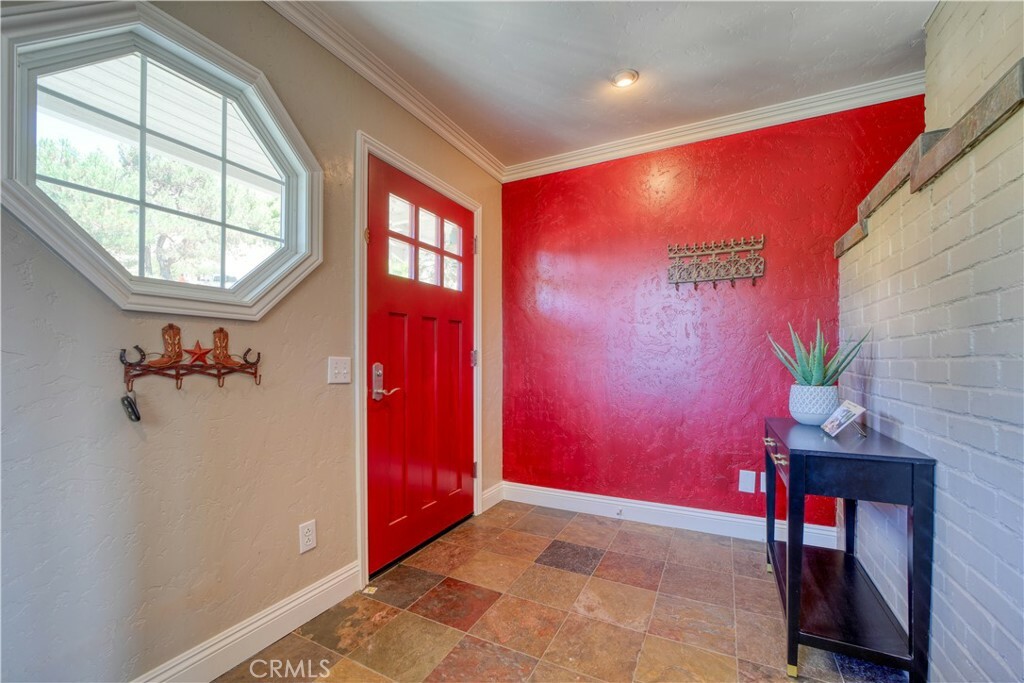 Property Photo:  2099 Slack Street  CA 93405 