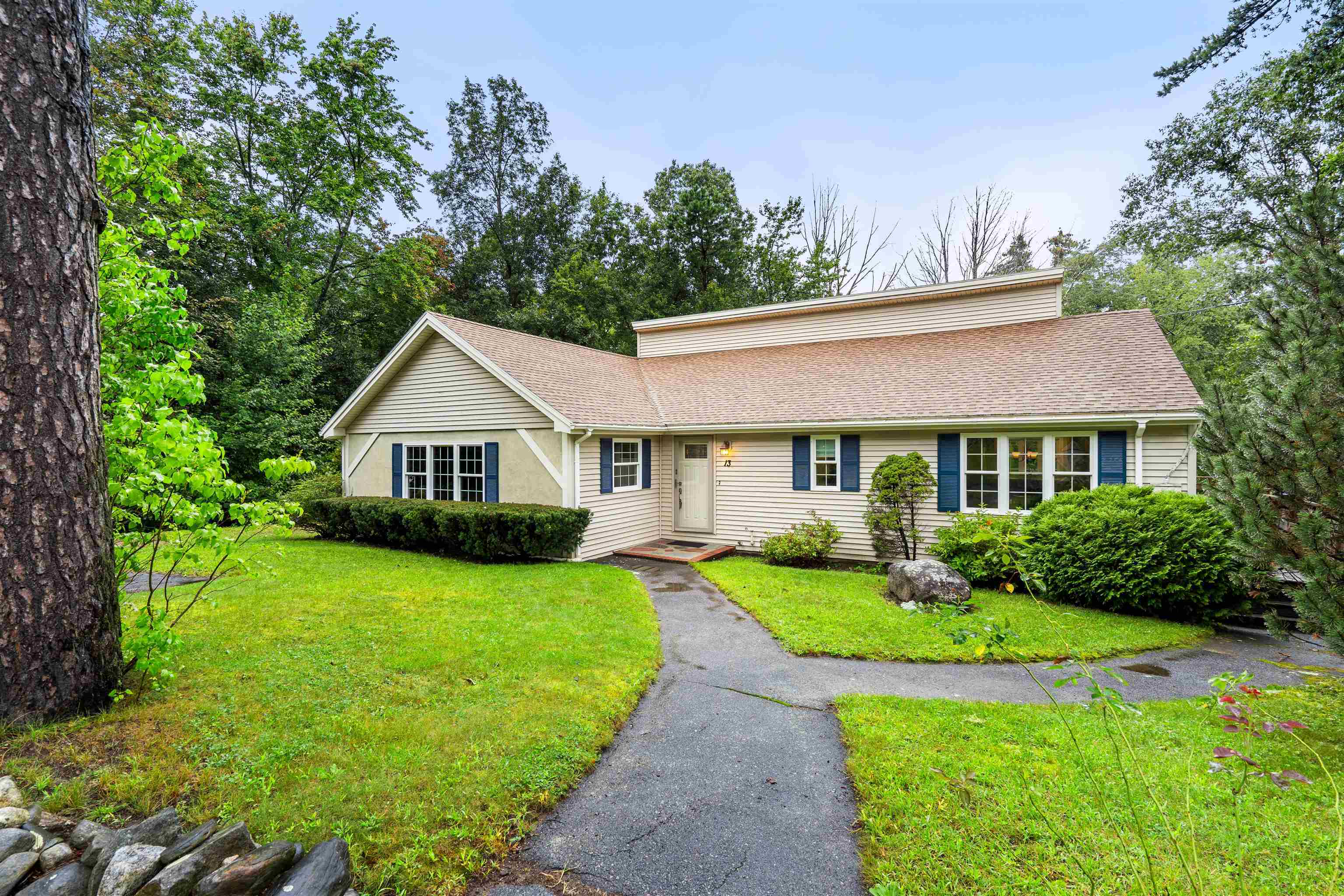 Property Photo:  13 Crown Hill Road  NH 03811 