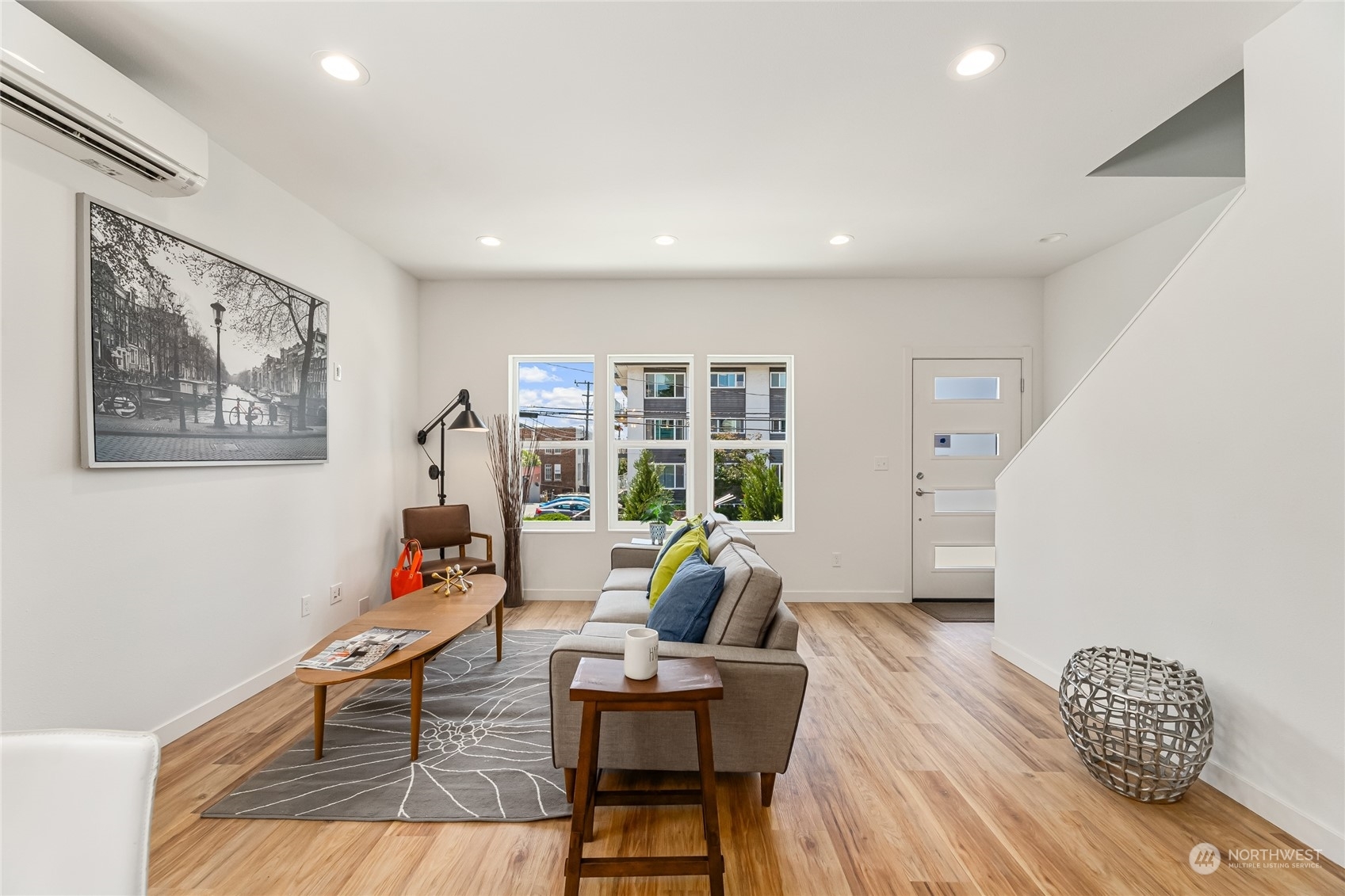 Property Photo: 4318 SW Genesee Street WA 98116