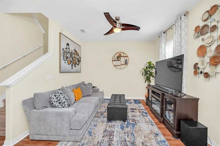 Property Photo: 1375 Vasey Road FL 32703
