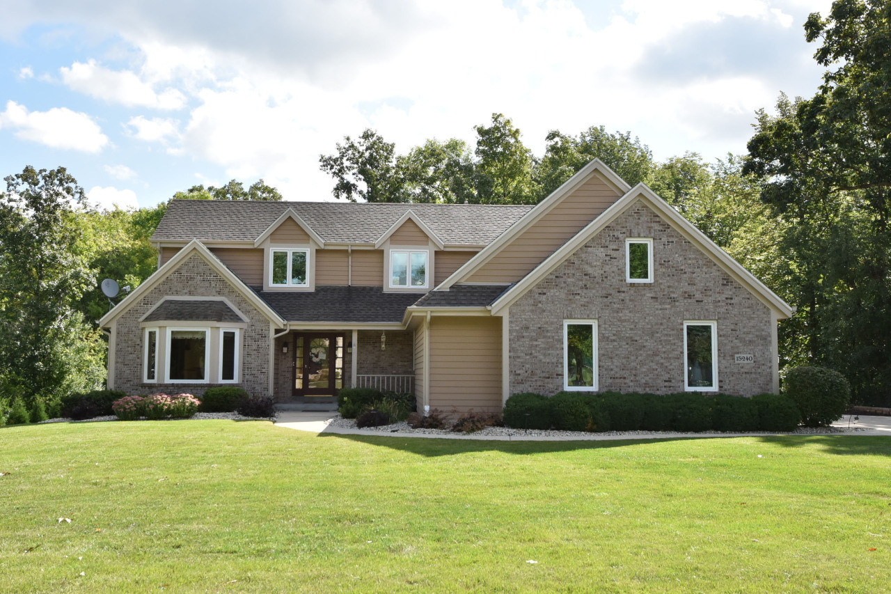 Property Photo: 15240 W Woodland Dr WI 53151