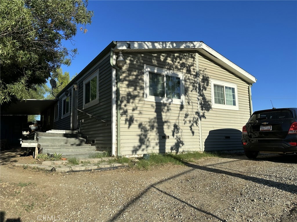 Property Photo:  33535 Old State  CA 92545 
