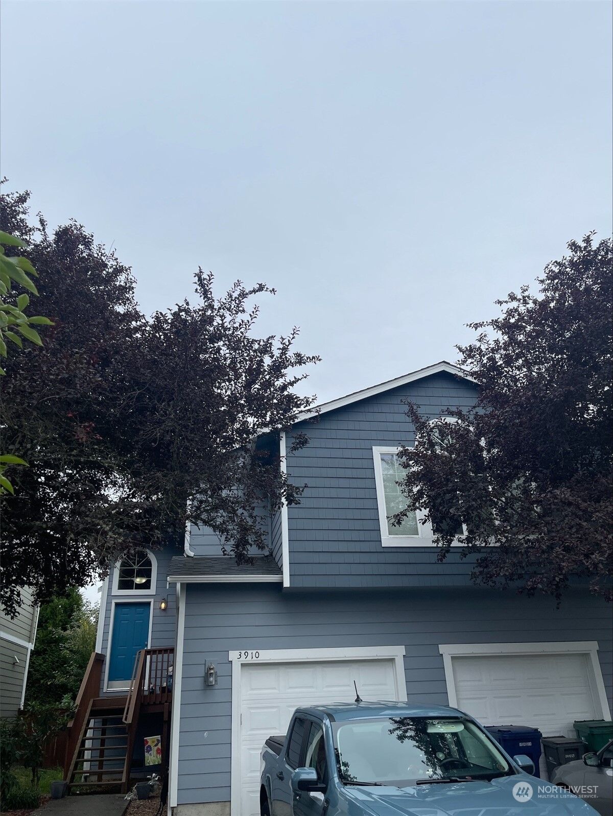 Property Photo:  3910 152nd Place SE  WA 98012 