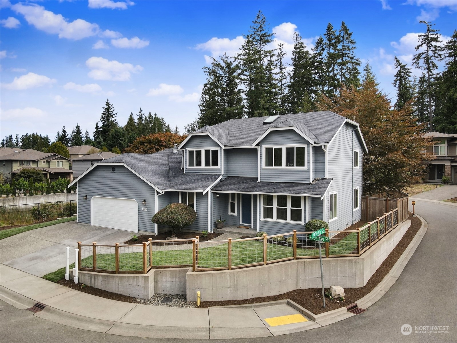 Property Photo: 4826 242nd Avenue SE WA 98029