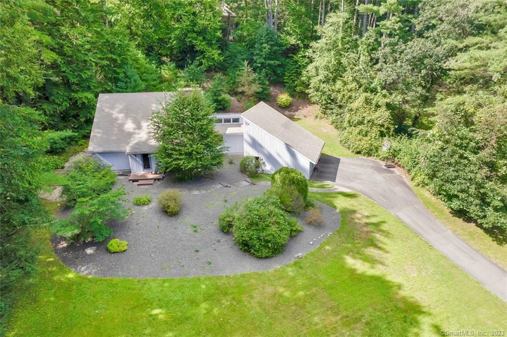 Property Photo: 14 Northgate CT 06070