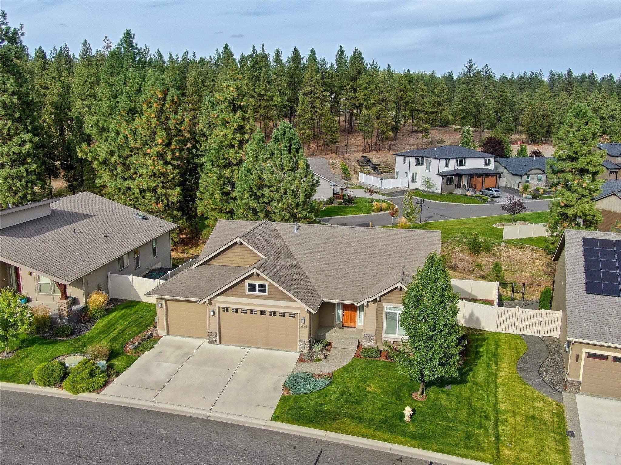 Property Photo: 5510 N Radium Ln WA 99217