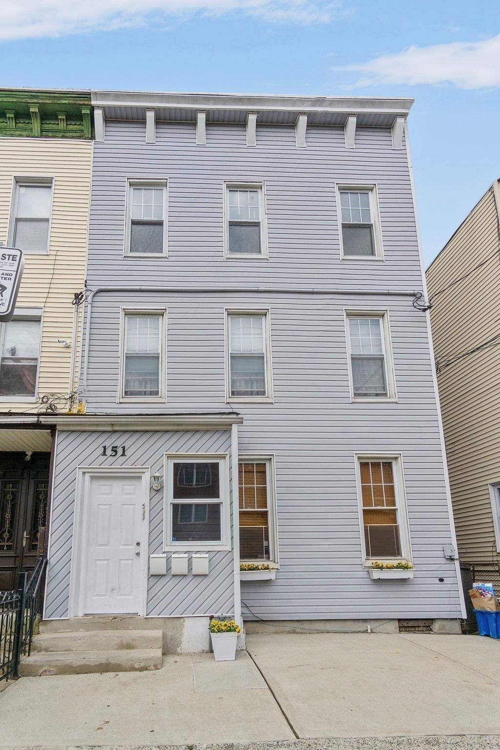 Property Photo:  151 Pine St  NJ 07304 