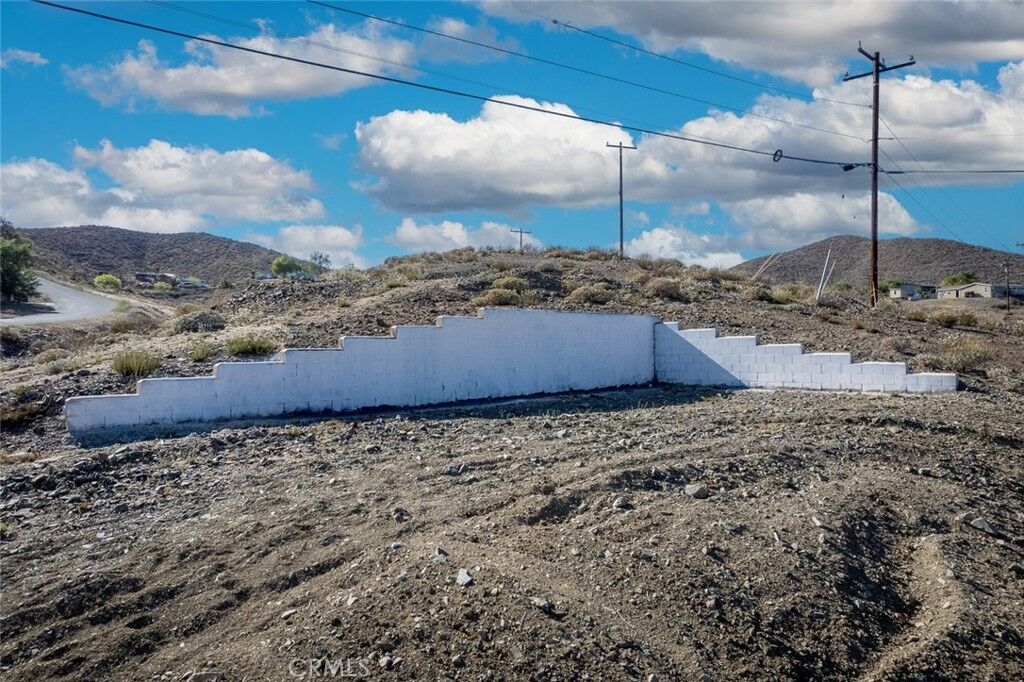 Property Photo:  23498 La Bertha Lane  CA 92587 