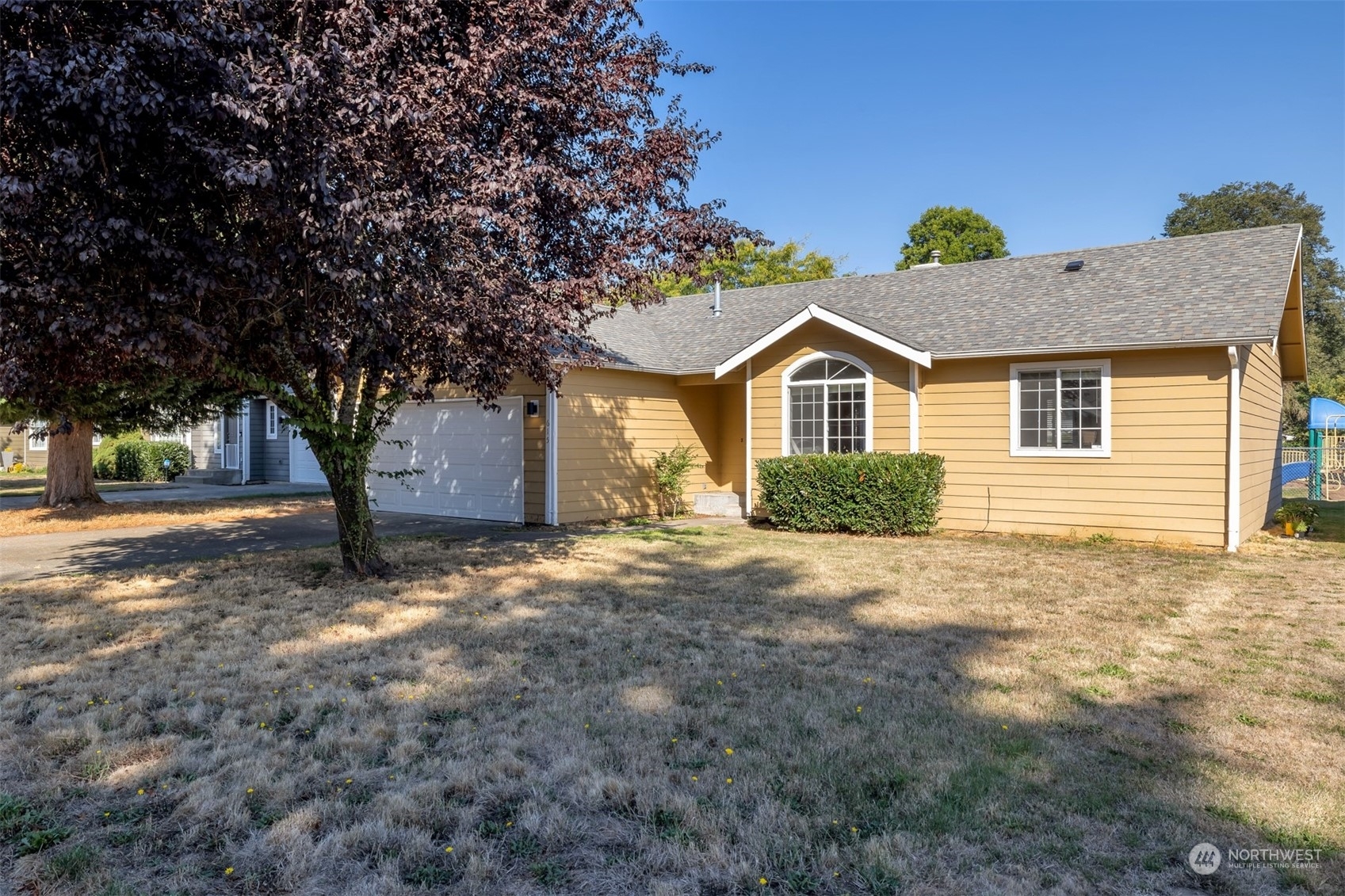Property Photo: 615 W Rachael Place WA 98032
