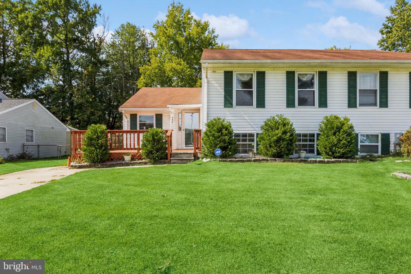 Property Photo:  352 Laburnum Road  MD 21040 