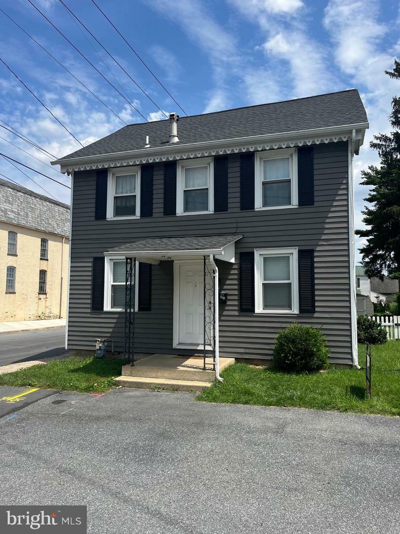 Property Photo:  300 S Market Avenue  PA 17552 