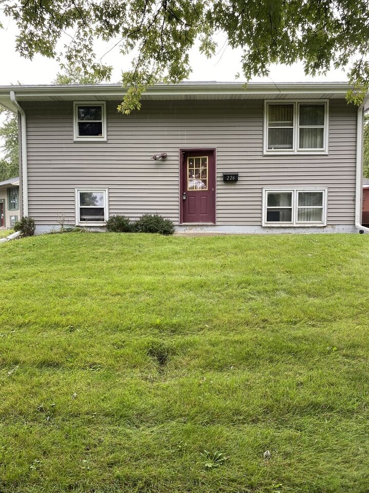 226 Barbara Lane  Steger IL 60475 photo