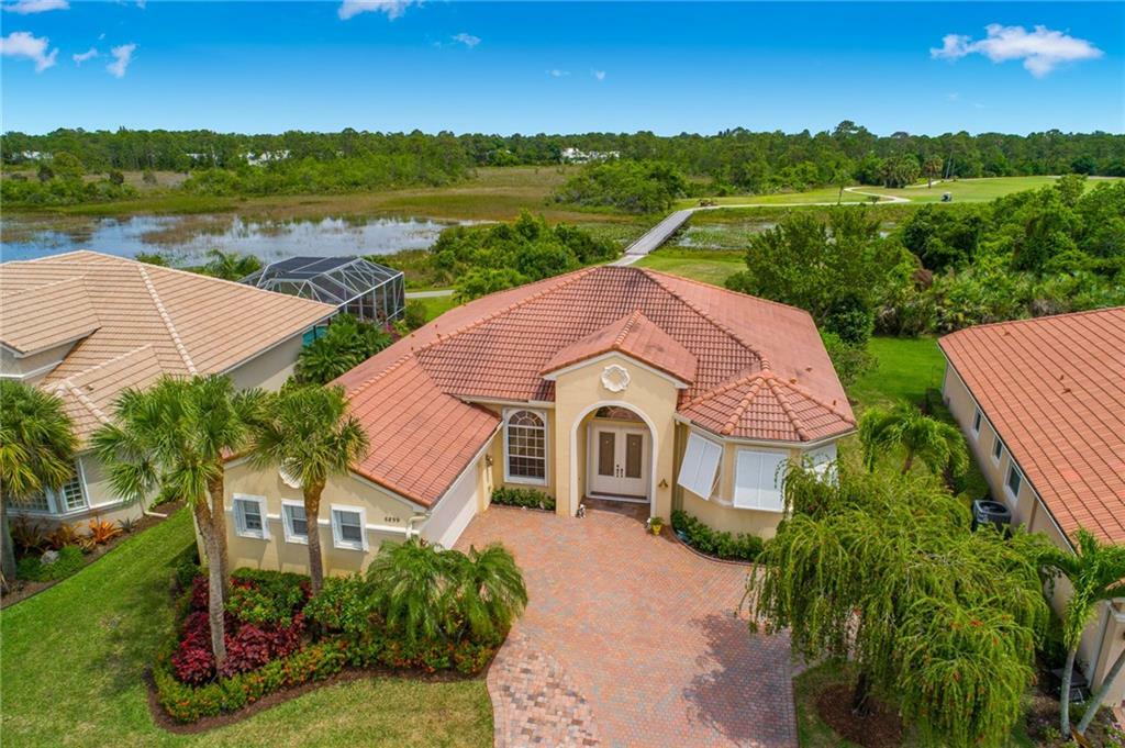 Property Photo:  6899 SE Sleepy Hollow Lane  FL 34997 