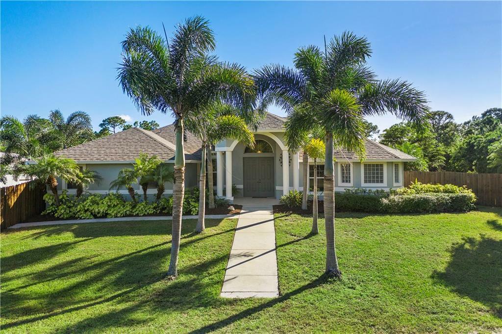 Property Photo:  7748 Bobcat Run  FL 34952 