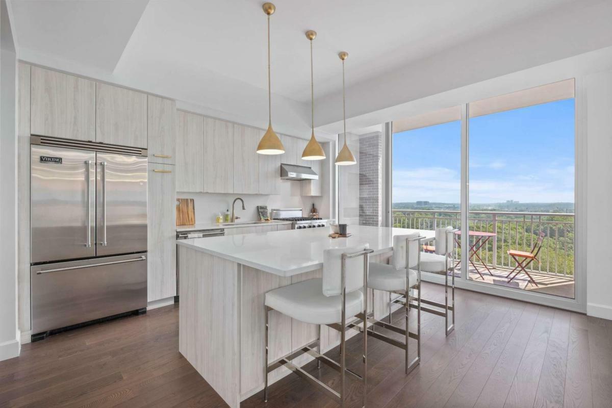 Property Photo: 1820 Peachtree Street NW 1005 GA 30309