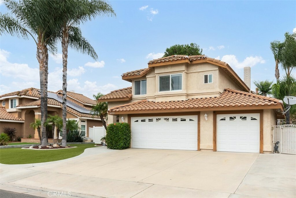 Property Photo:  40723 Symeron Way  CA 92562 