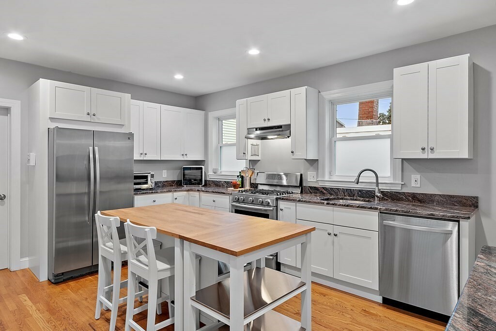 Property Photo:  79 Mount Washington Street  MA 01854 