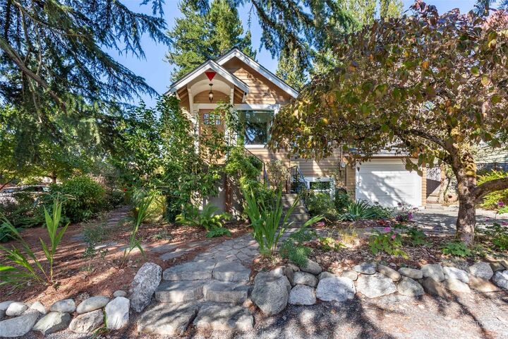 Property Photo:  11521 Fremont Avenue N  WA 98133 