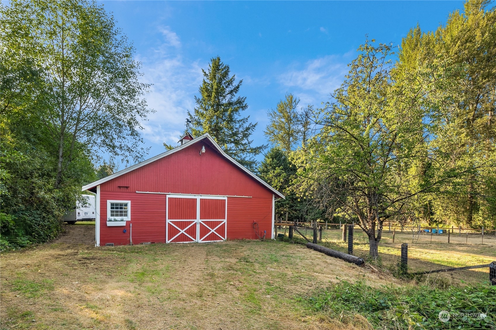 Property Photo: 24328 SE 162nd Street WA 98027