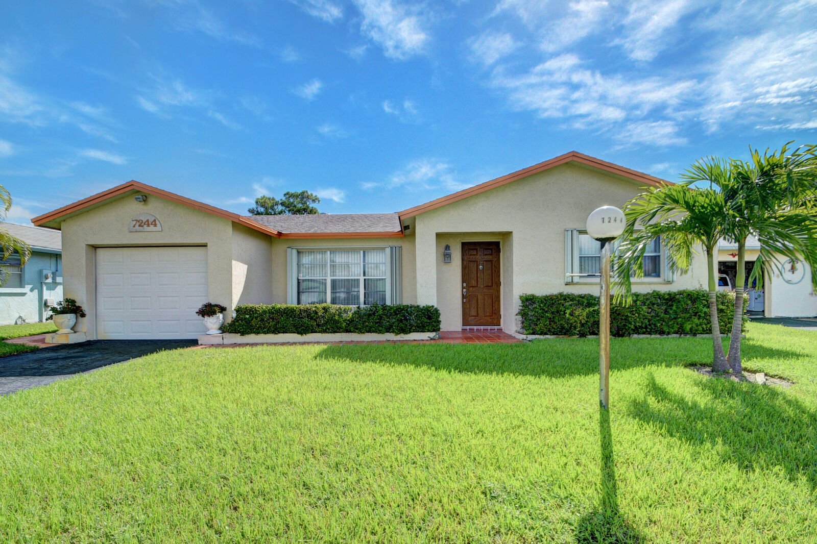 Property Photo: 7244 Pineforest Circle FL 33467