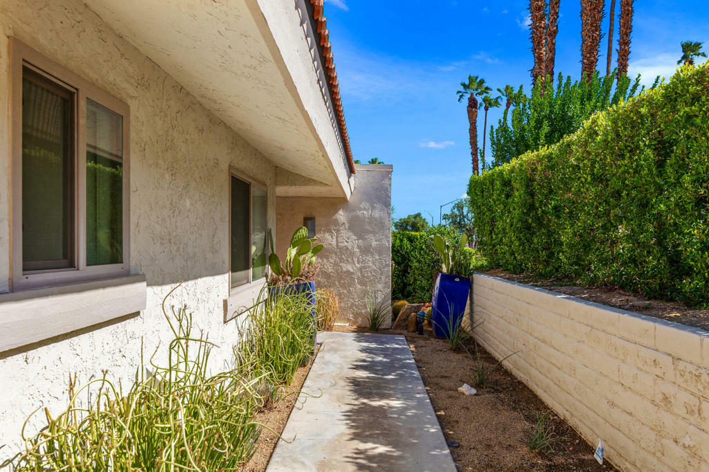Property Photo: 72750 Cactus Court F CA 92260