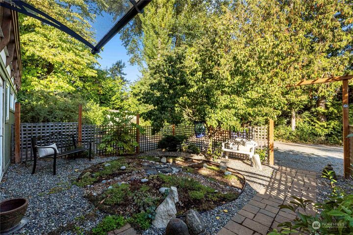 Property Photo: 1002 Pierce St WA 98405