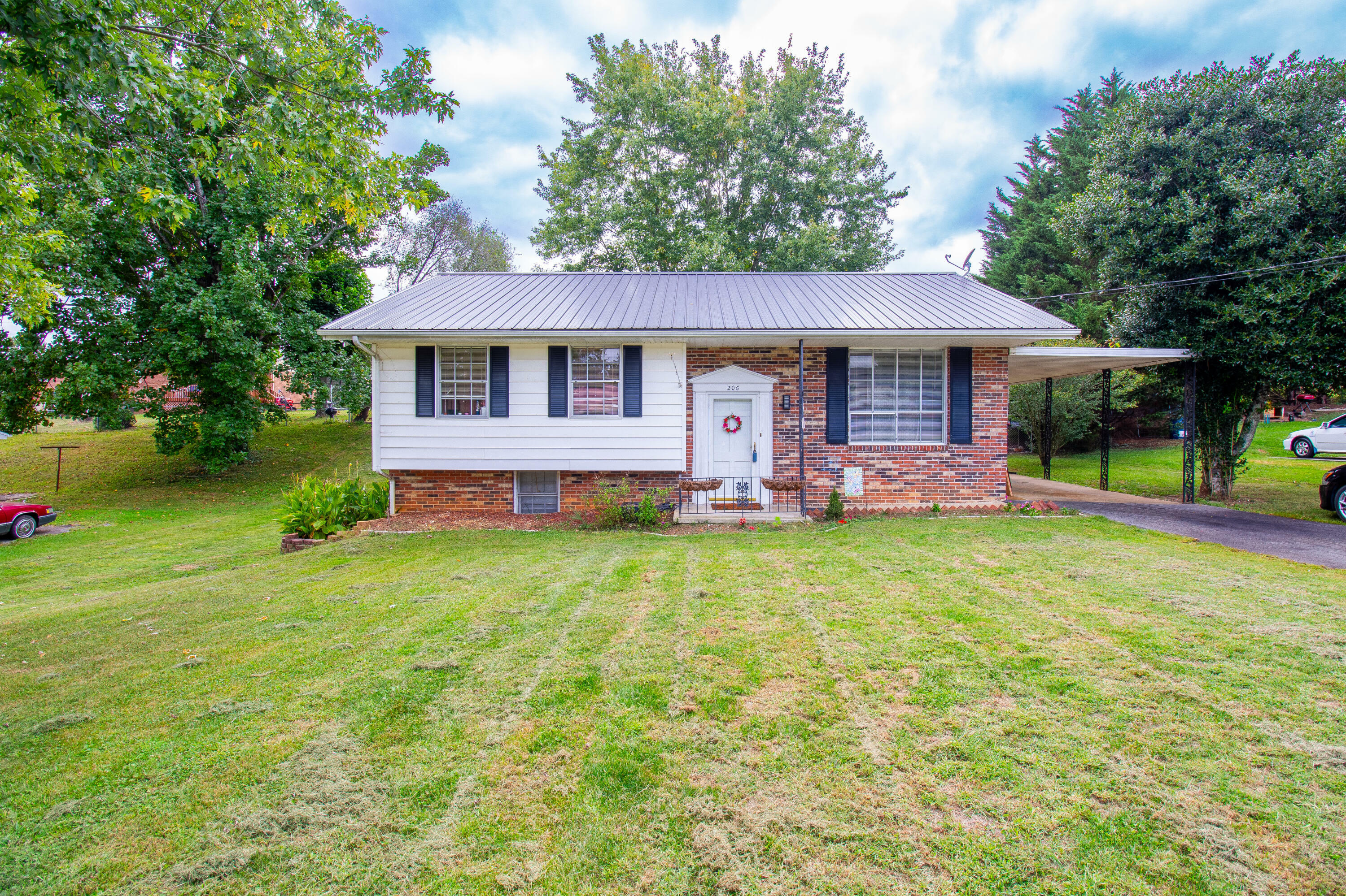 206 Alderman Drive  Greeneville TN 37745 photo