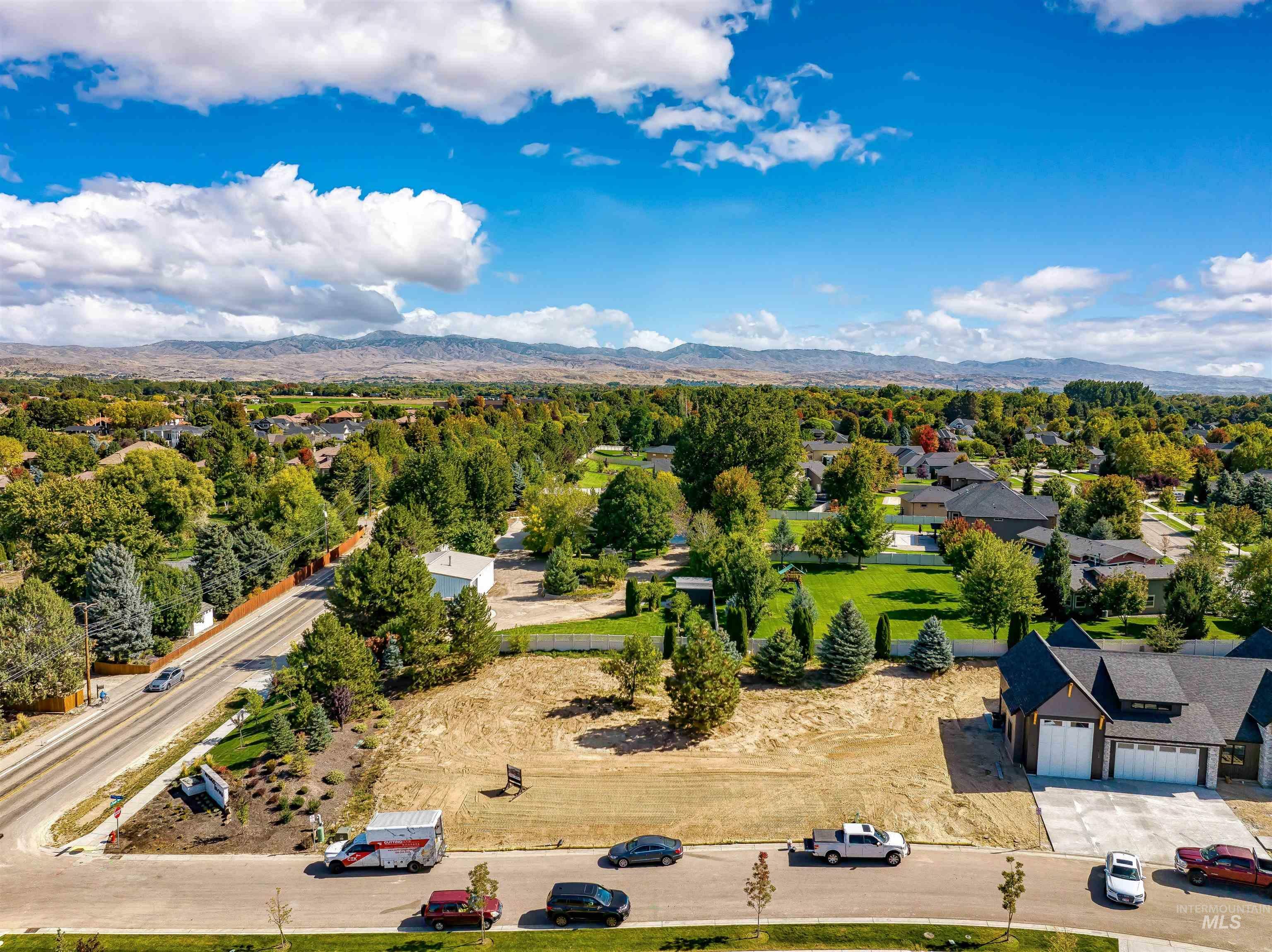 Property Photo:  1190 Arrano Farms Ln  ID 83616 