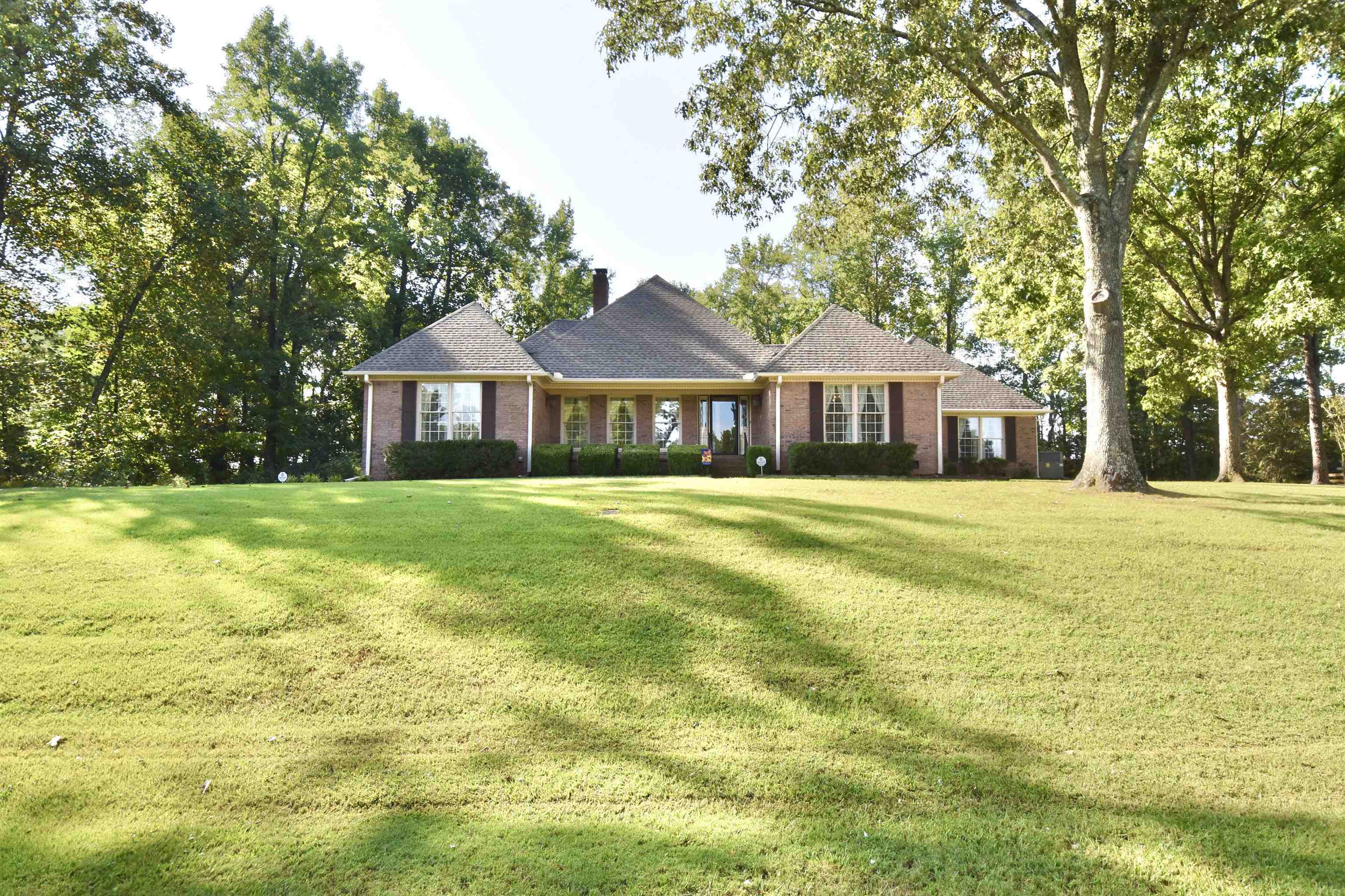 Property Photo:  115 Heatherwood Drive  TN 38305 