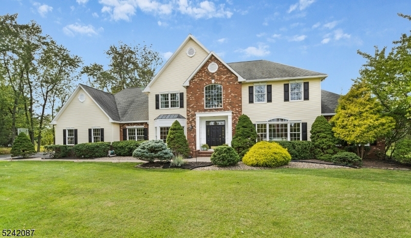 Property Photo:  70 Country Squire Way  NJ 08876 