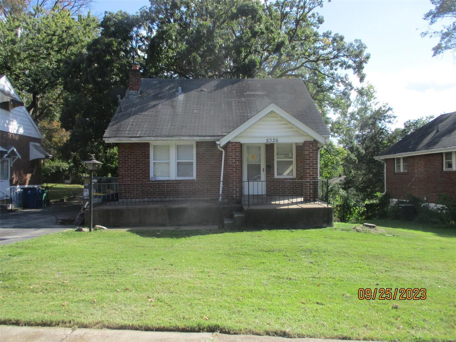 Property Photo: 8326 Buchanan Avenue MO 63114