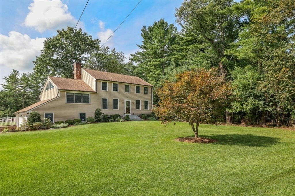 Property Photo:  109 Templewood Drive  MA 02332 