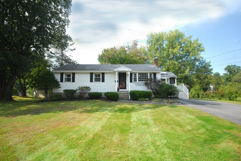 Property Photo: 15 Noble Dr MA 01824