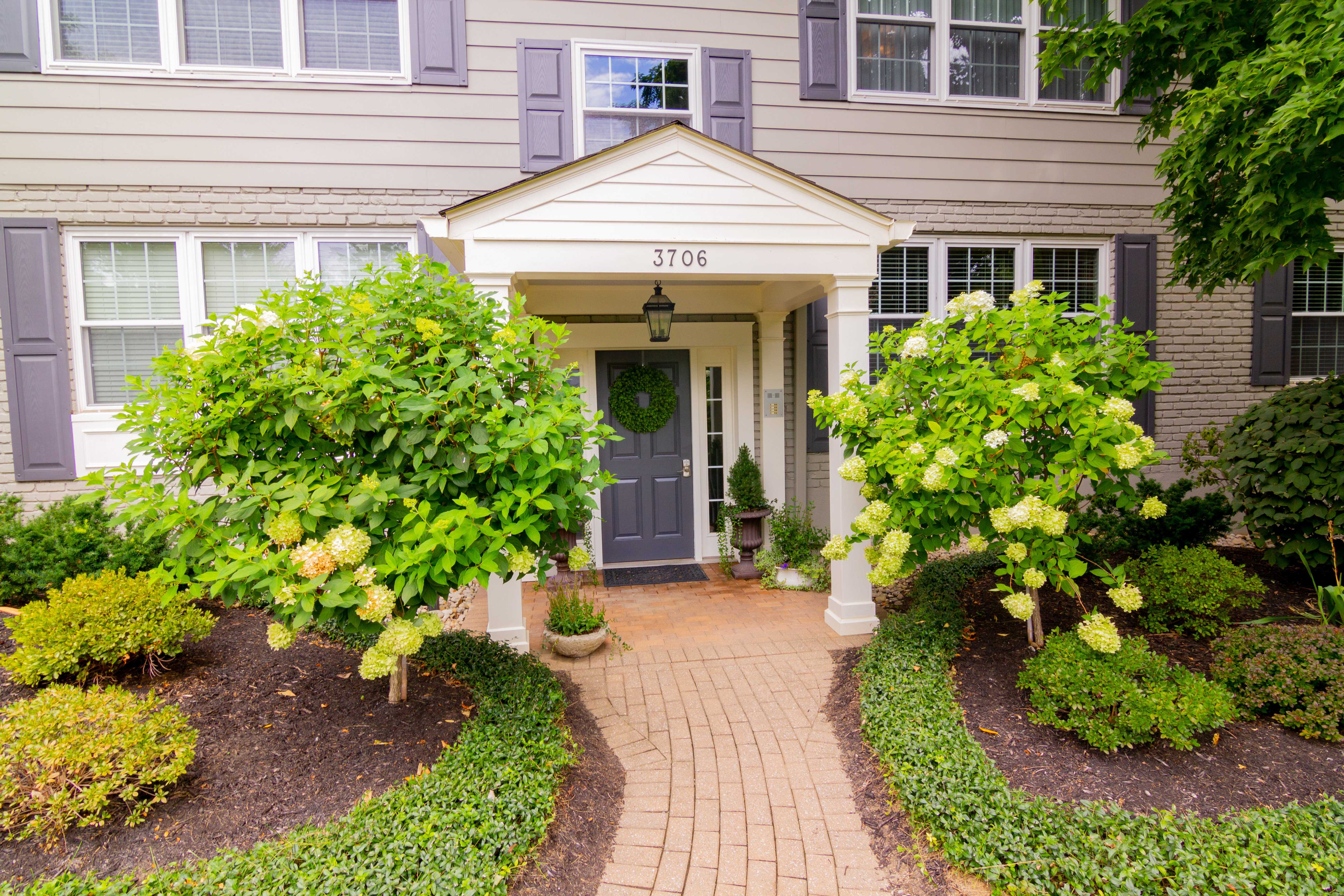 Property Photo: 3706 Ashworth Dr A OH 45208