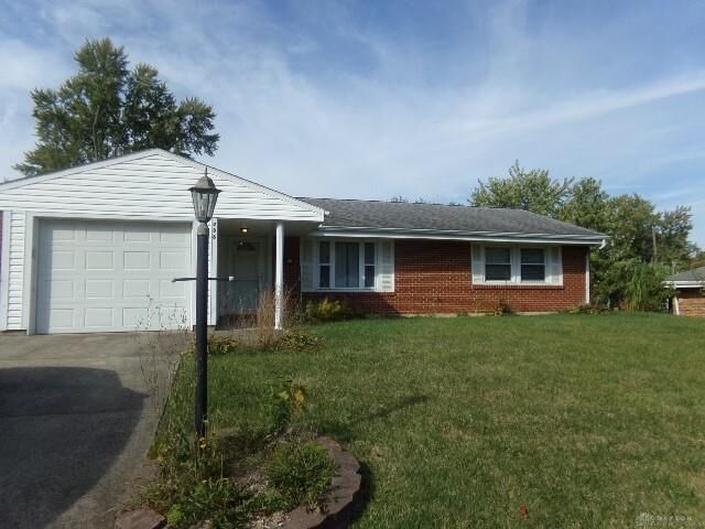 Property Photo: 286 Amsterdam Drive OH 45385