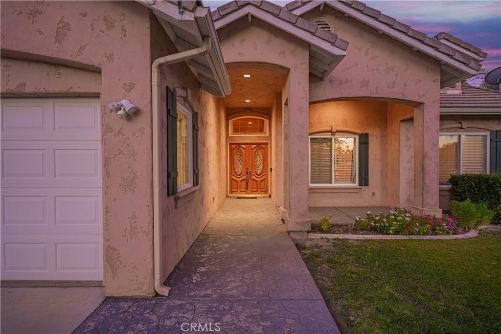 Property Photo:  23593 Cutter Drive  CA 92587 