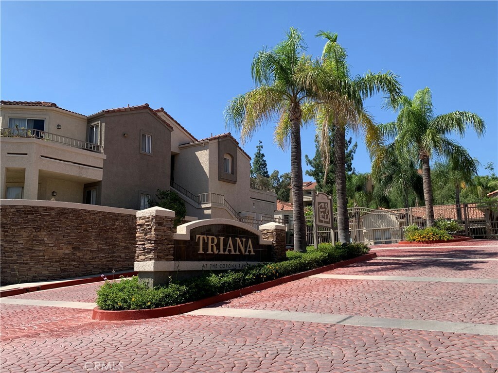 Property Photo:  2045 Las Colinas Circle 203  CA 92879 