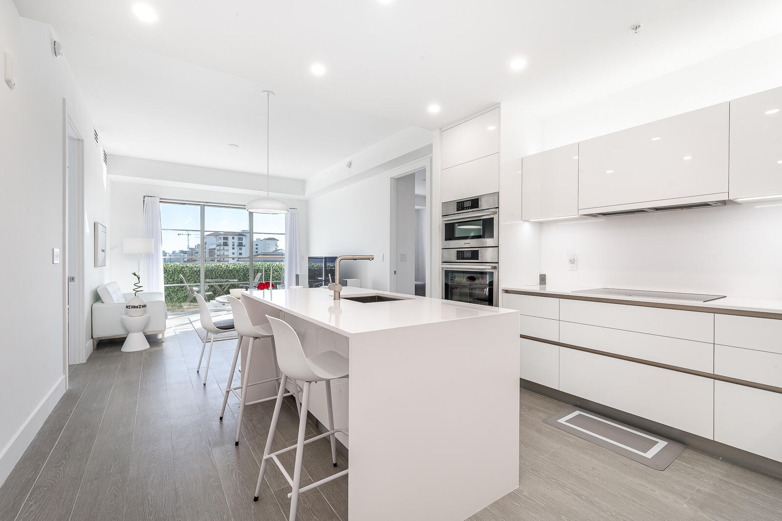 Property Photo:  155 E Boca Raton Road 818  FL 33432 