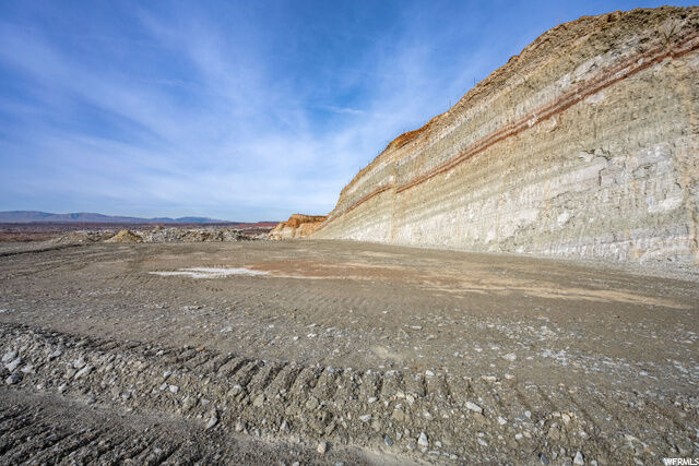 Property Photo: 1059 E Tomahawk Dr 504 UT 84780