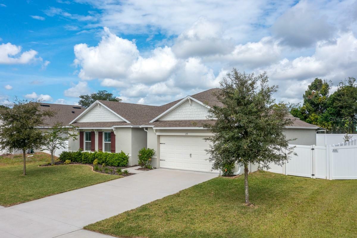 Property Photo: 179 Jacobs Landing Court FL 32724