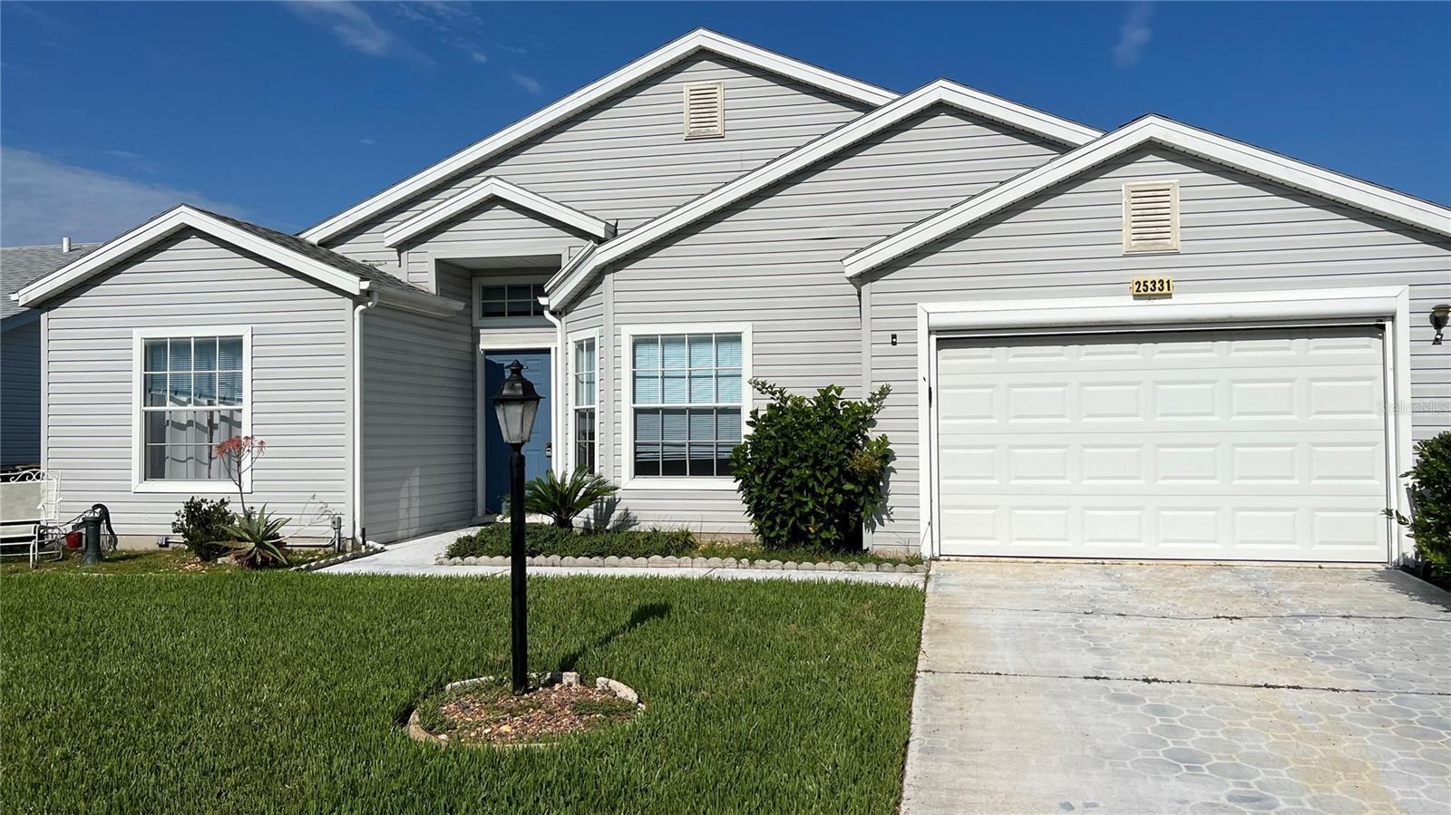 Property Photo:  25331 Hibiscus Street  FL 34748 