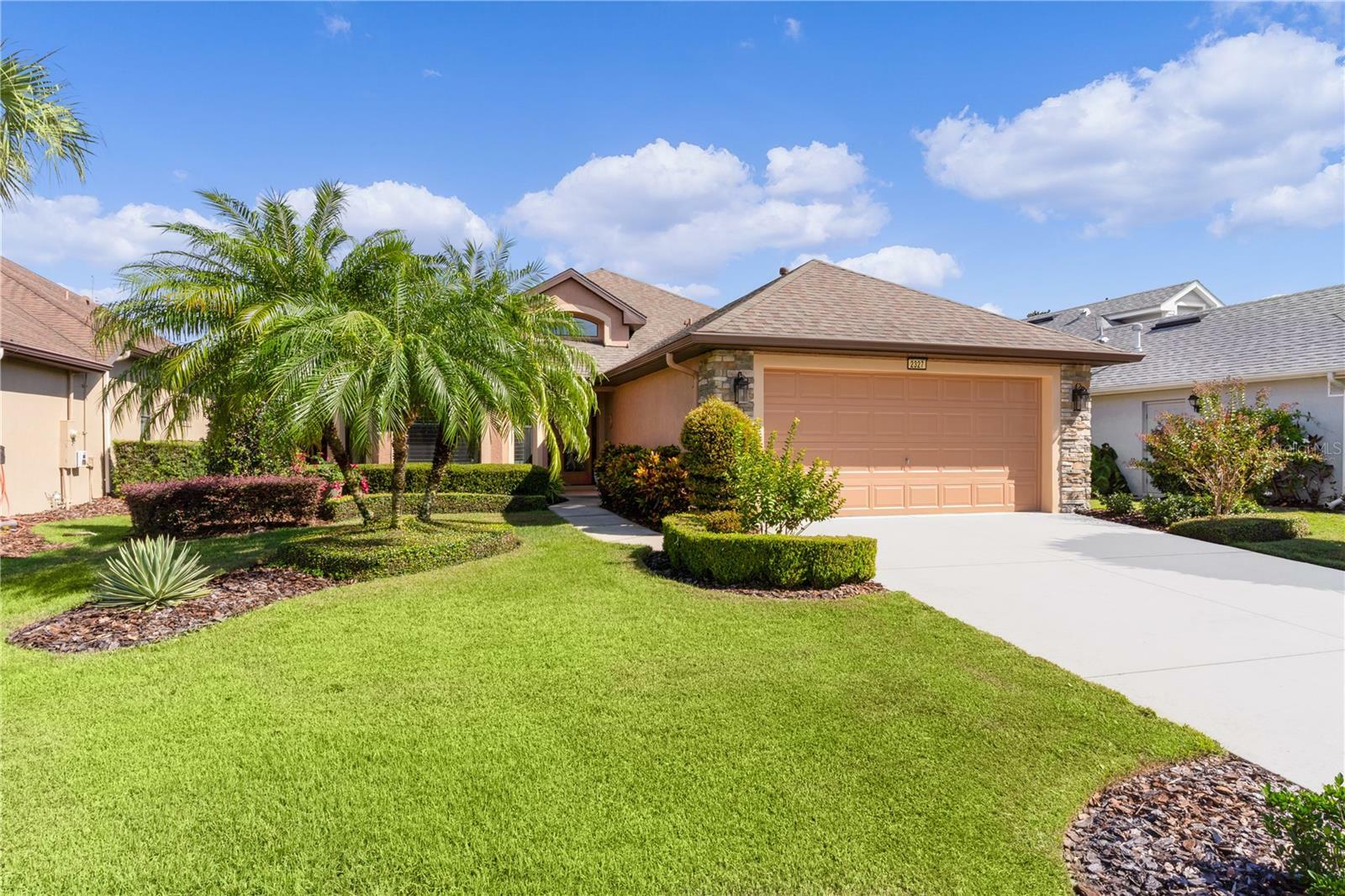 Property Photo:  2327 Wakefield Way  FL 32757 