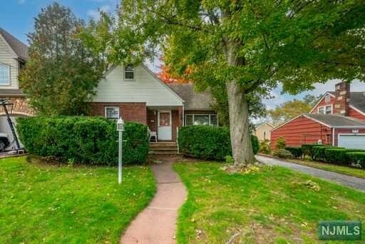 Property Photo:  140 Bell Avenue  NJ 07604 